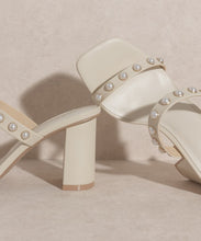Load image into Gallery viewer, Lady Victoria | Pearl Strap Heel
