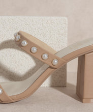 Load image into Gallery viewer, Lady Victoria | Pearl Strap Heel
