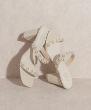 Load image into Gallery viewer, Lady Victoria | Pearl Strap Heel
