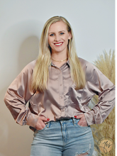 Load image into Gallery viewer, Go With The Flow | Silky Button Down Shirt - Mauve
