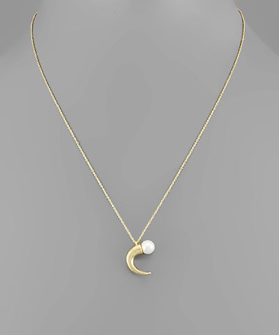 Pearl and Horn Charm | Necklace